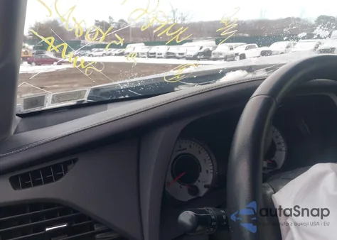 2015 Toyota Sienna Se 8 Passenger z USA, uszkodzony, nr VIN 5TDXK3DC8FS545674